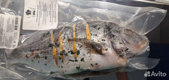 Рыба речная форель и сибас, дорада фаршированные