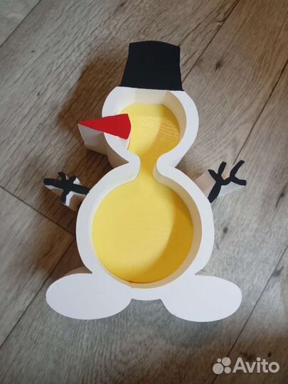 Коробка подарочная новогодняя