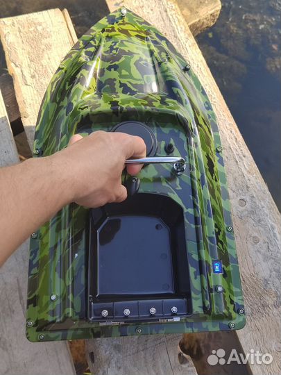 Прикормочный кораблик c118H