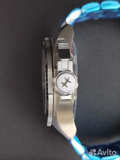 Часы Hamilton Khaki Navy Frogman H77605135