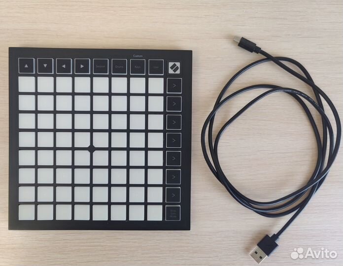 Novation Launchpad mini mk3