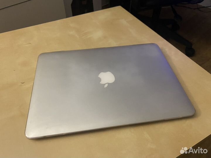 MacBook Air 13 2017 8/128Gb Silver