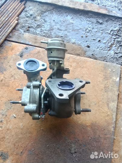 Турбина Ниссан т30,2,2,136л