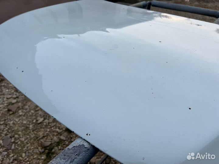 Капот на гранту