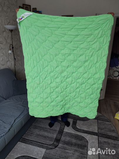 Продам детские одеяла