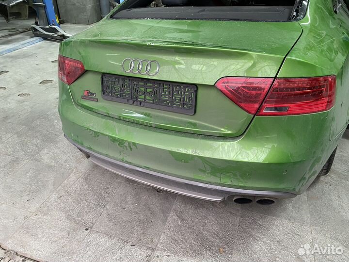 Автомобили на запчасти audi s5