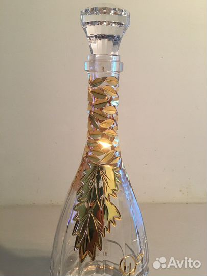 Коллекционная хрустальная бутылка графин