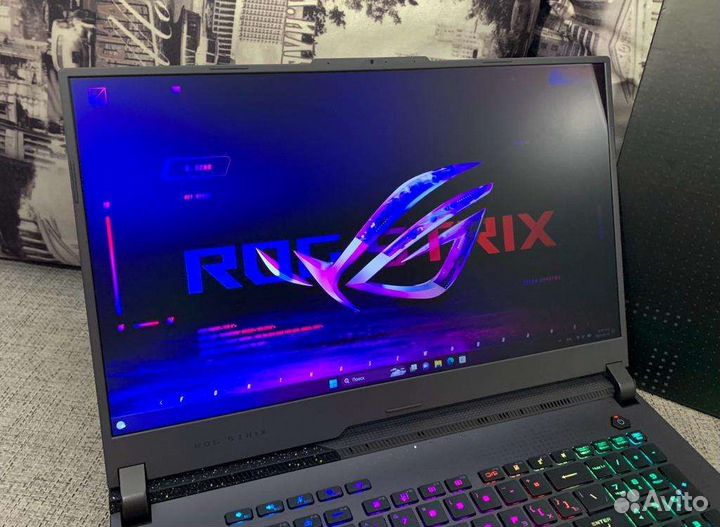 Asus ROG Strix G17 RTX 4070 Ryzen 9 7845HX 2.5K