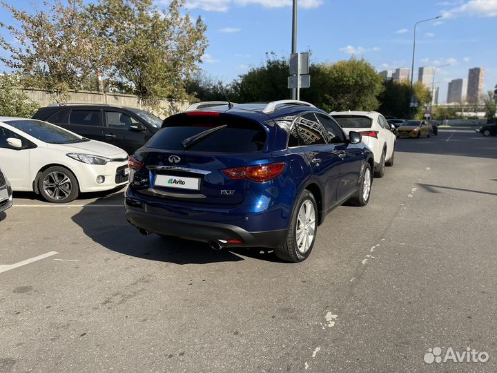 Infiniti FX37 3.7 AT, 2012, 217 000 км