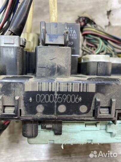 Блок предохранителей Pontiac Vibe