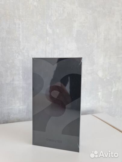 Samsung Galaxy S22, 8/128 ГБ