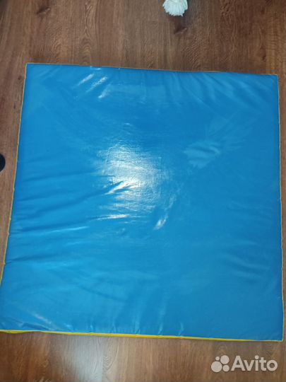 Мат спортивный