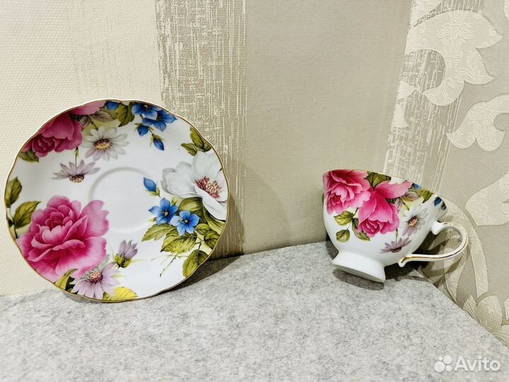 Чайный сервиз. Фарфор. Royal Crown