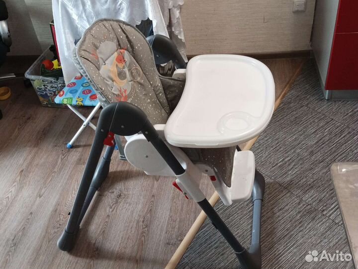 Стул детский для кормления