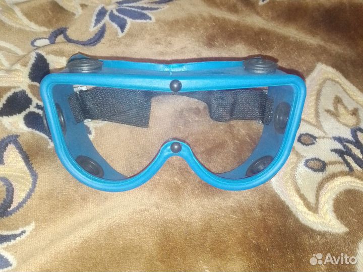 Очки защитные