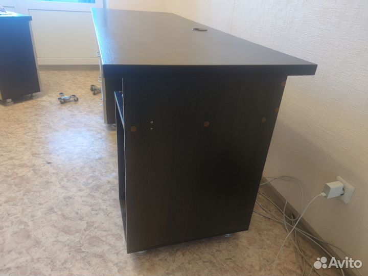 Компьютерный стол (ясень/венге)