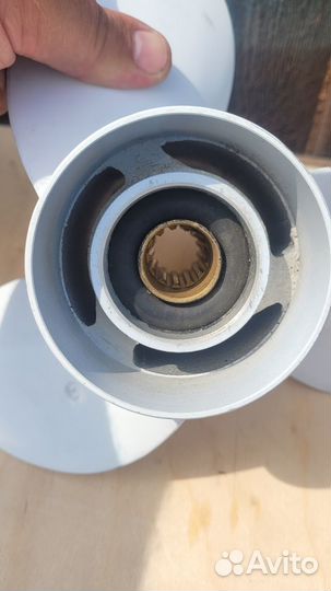 Винт на ямаха е40х/40х