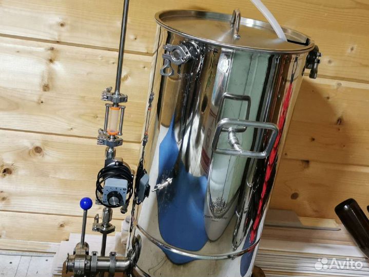 Продаётся домашняя пивоварня Доктор Губер