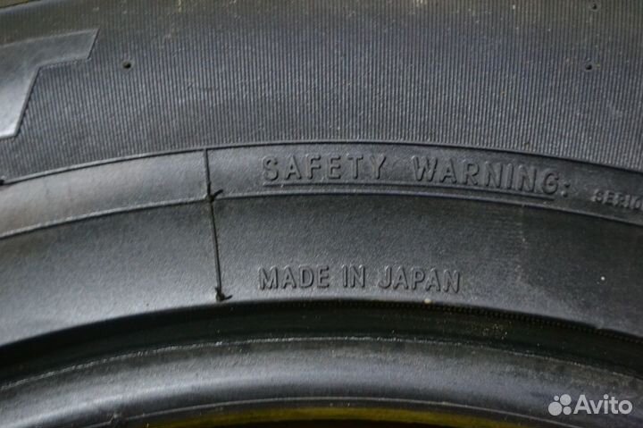 Toyo Open Country W/T 235/55 R17