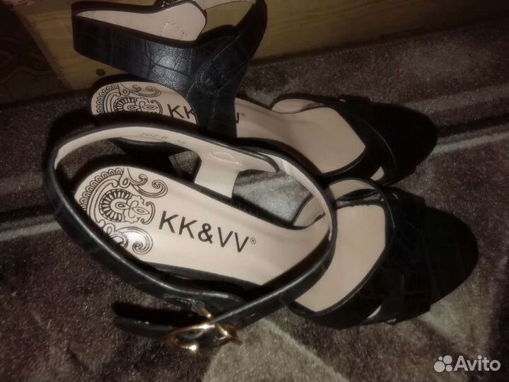 Туфли женские