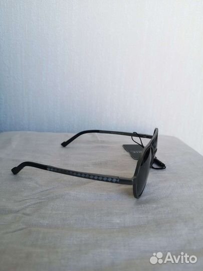 Солнцезащитные очки бренда barcur