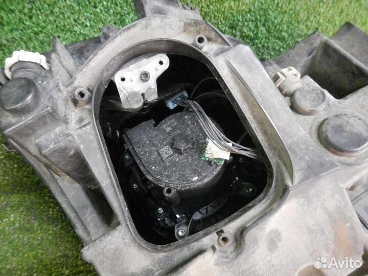 Фара левая Mercedes-Benz GLC