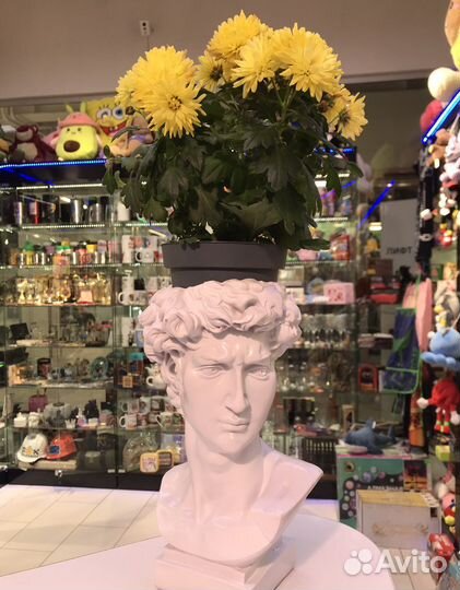 Кашпо ваза фигурная