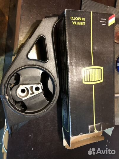 Подушка двигателя Калина 1