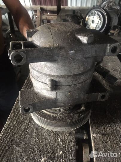 Компрессор кондиционера QG16