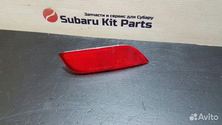 Отражатель заднего бампера Subaru Impreza Wrx Sti
