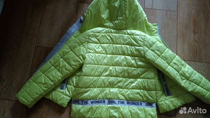 Куртка на девочку 140