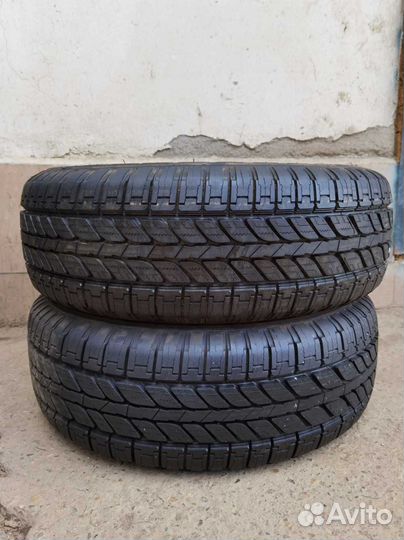 Michelin 4x4 Synchrone 215/65 R16 102H