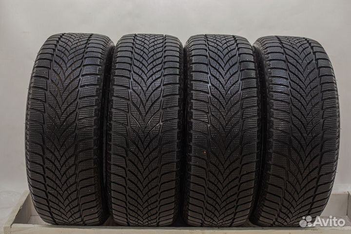 Goodyear UltraGrip Ice 2 215/55 R17 98T