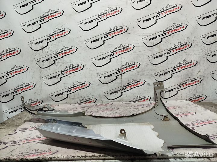Крыло nissan serena PC24 PNC24 RC24 TC24 TNC24 VC24 VNC24 631014N050 переднее левое серебро, KY0 NA6