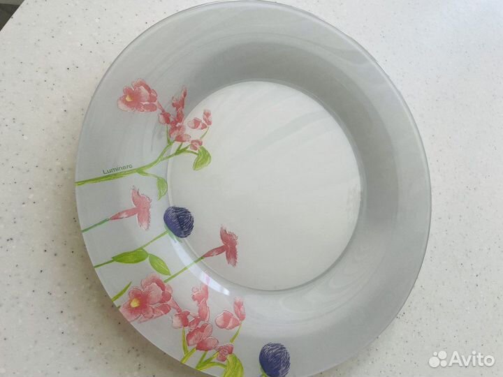 Набор столовой посуды на 6 персон