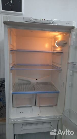 Холодильник Индезит (бесплатная доставка)