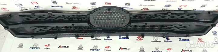 Решетка радиатора, облицовка капота shacman X3000
