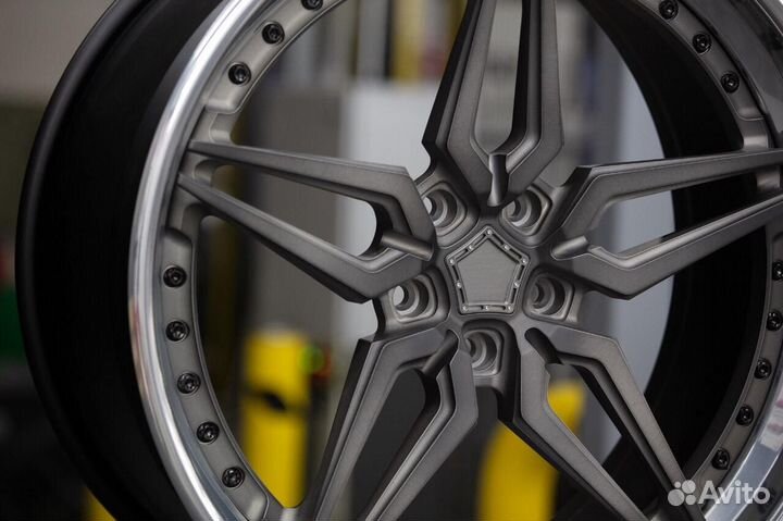 Кованые диски GT Forged R23 5x130 Lamborghini Urus