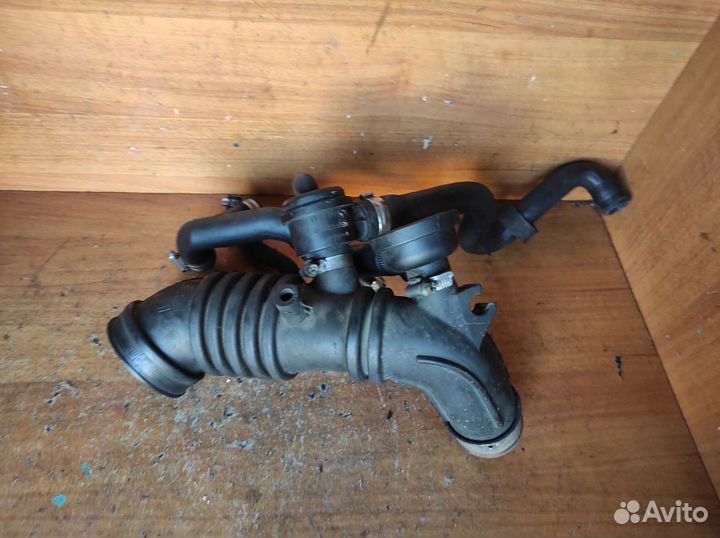 Патрубок турбины Фольксваген Гольф 4 1.8Ti