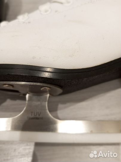 Коньки фигурные, р. 35-36