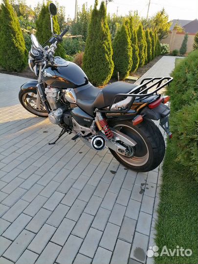 Продам мотоцикл Хонда х4
