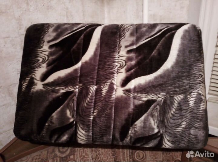 Подушки на диван