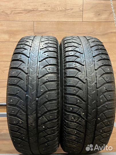 Bridgestone Ice Cruiser 7000 235/65 R17