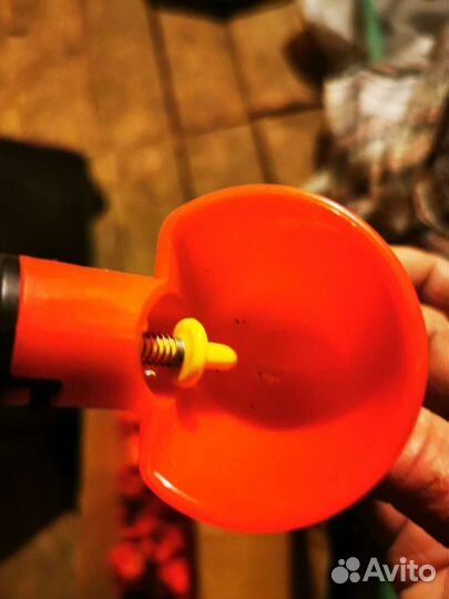 Кормушка для сельхозптицы