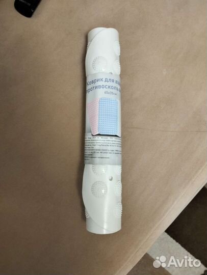 Коврик для ванной противоскользящий