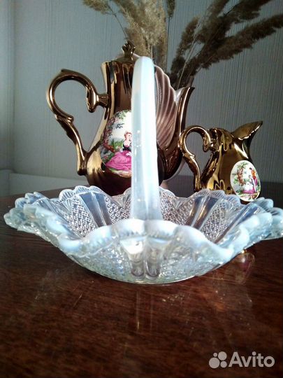 Антикварная ваза - корзинка