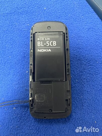 Nokia 100