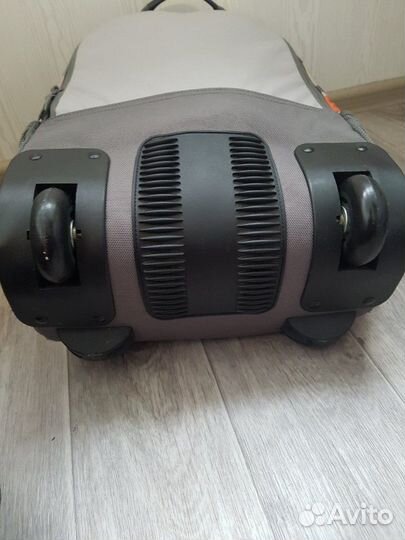 Рюкзак (Чемодан) с колёсами