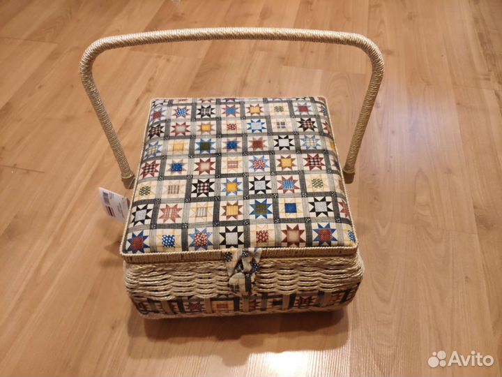 Коробка для рукоделия