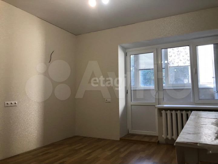 3-к. квартира, 85 м², 2/18 эт.